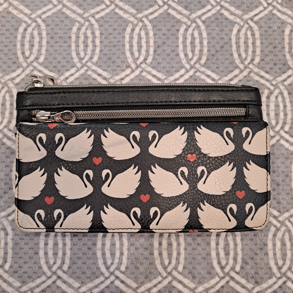 Relic Black White Swan With Red Heart Pattern Cell Phone Holder Wallet